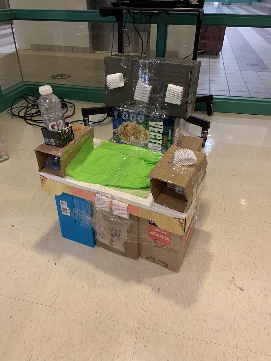 MsTomasi's tweet photo. Makerspace Challenge Week! Build a chair with recyclable materials that can hold a group member! “Time flies when you’re having fun”-Gr.4 student! @CPPSMarkham #makerspace #inquiry #handsonlearning #building https://t.co/AqDJCAufHw