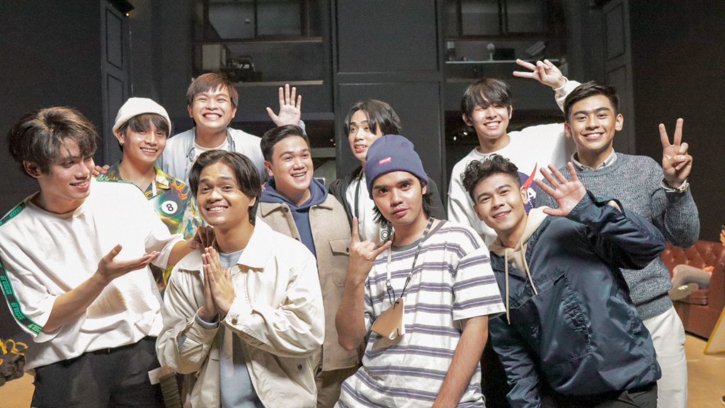 ayrinpeyttt's tweet photo. @TheJuans_BAND @SB19Official Sobrang gusto kong manood ng concert na 'to! Bukod sa mapapanood ko mga faves ko, Ito rin unang concert na mapapanood ko Kung sakaling mapili. Naging inspiration ko kayo SBJUAN9, kaya sana mapanood ko yung concert na 'to. @TheJuans_BAND @SB19Official 
#SB19 
#SB19OZAnnivConcert https://t.co/aG8Ohzvnal
