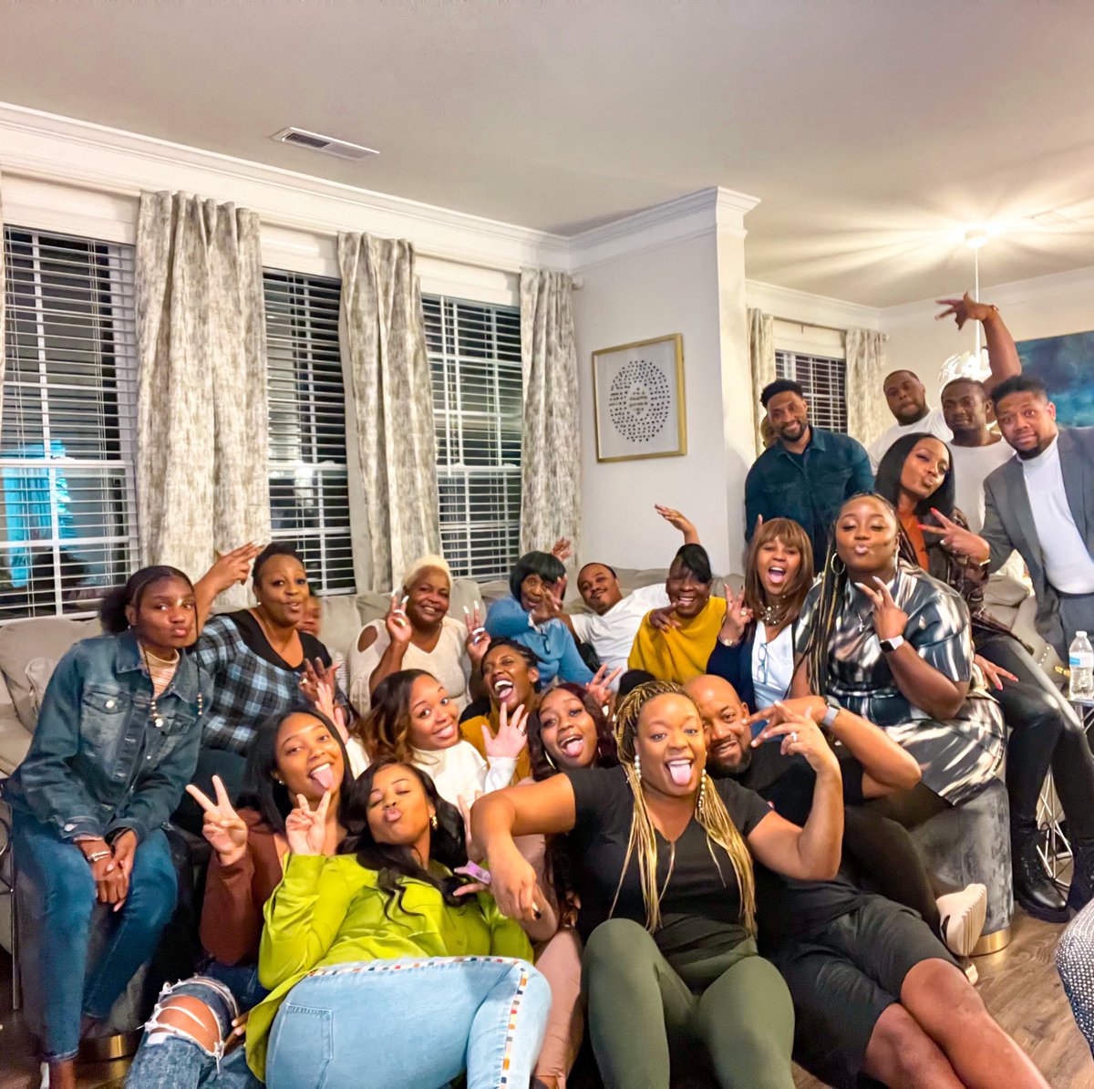 NikkiMitchell__'s tweet photo. It’s plenty more of us than pictured — but I didn’t realize how much family time I actually needed. TODAY FEELS SO GOOD. Grateful. https://t.co/8KonItbXM4