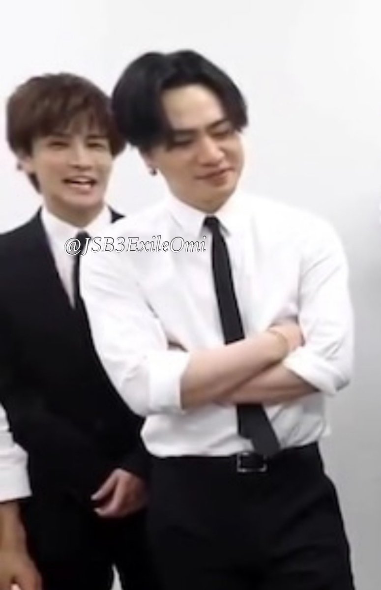 JSB3ExileOmi's tweet photo. We are so cute https://t.co/XHIjggt2ud