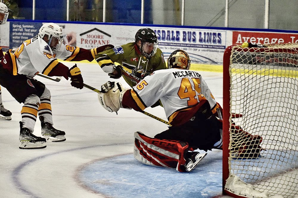 VoodoosNOJHL's tweet photo. AFTER TWO | A penalty-filled second period sees both teams score once and with that we head to the final frame tied!
Voodoos 2 | Timmins 2
#FindAWay #POWvsTIM https://t.co/eGWYk1hZME