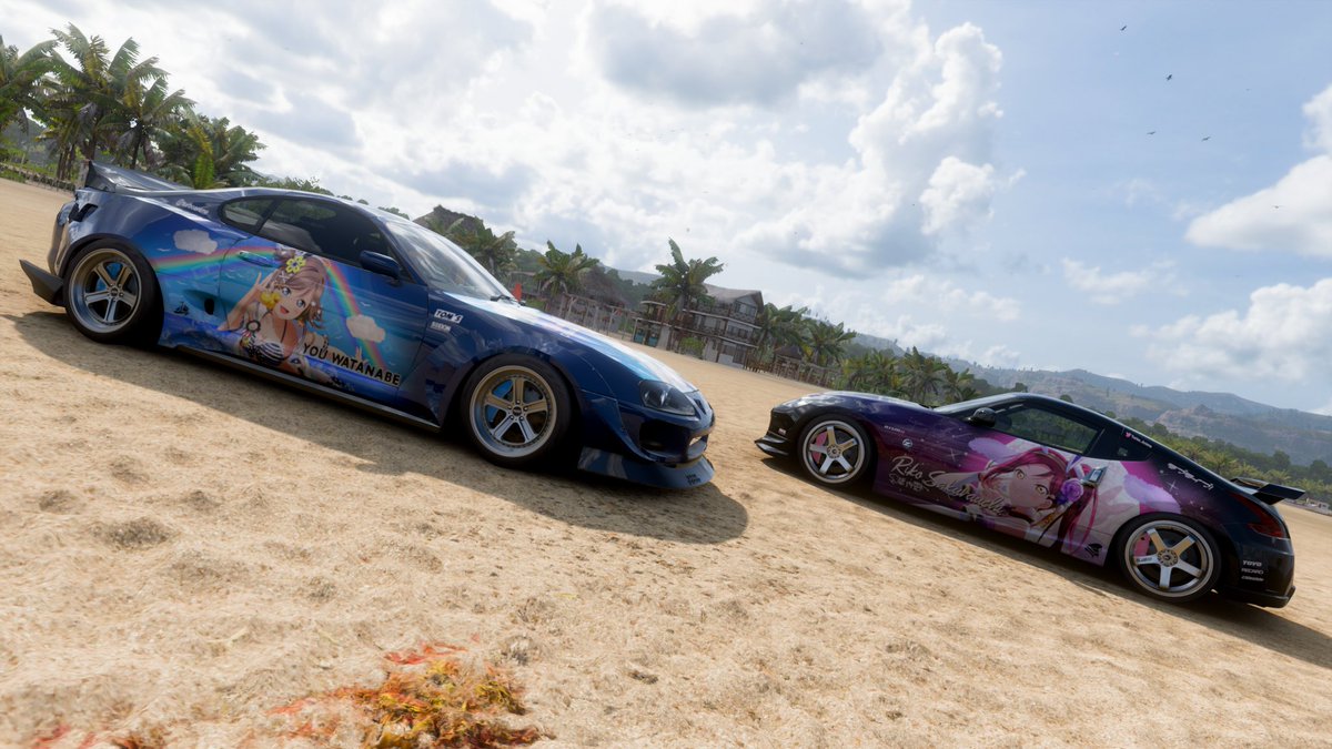 Turbo_Anime's tweet photo. Me and my friend doing a little YouRiko photoshoot last night. Also Happy Thanksgiving to you all!

#ForzaHorizon5 
#Forza
#Xbox20 
#itasha
#ラブライブ
#桜内梨子
#渡辺曜 https://t.co/So9nK7cl7C