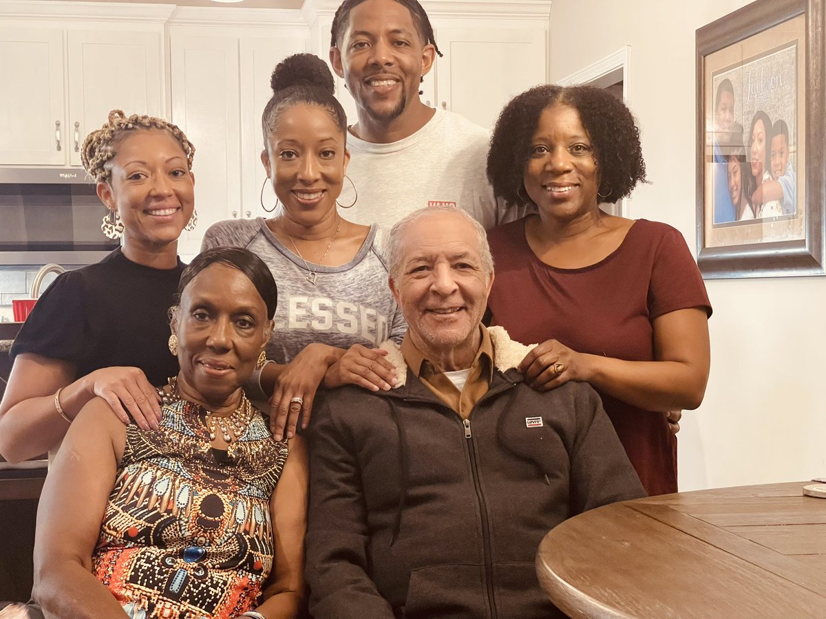 ItsProStatus's tweet photo. Been around the world. But there’s no place like HOME.
This is US.
#LaFamilia #ForeverGrateful #thePROlife https://t.co/iPVL5XKLq0