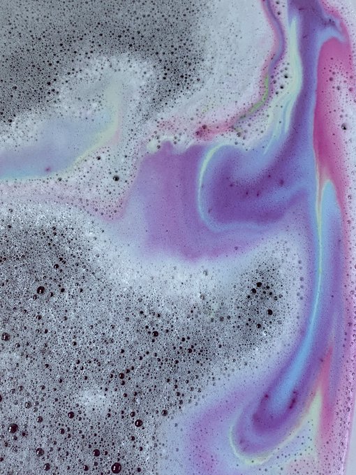 Brought to you by Riley&rsquo;s bath time 🥳 https://t.co/Jqscg08npP