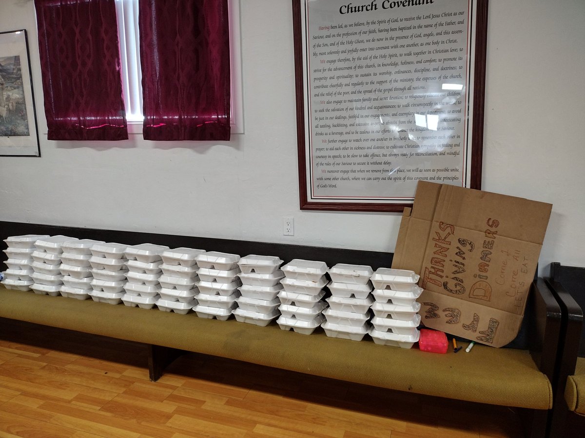 shomelessunion's tweet photo. Power is the only word for it. Unhoused union members go to the pastor's to cook all the food so they can  serve their sisters and brothers on the streets. Powerful isnt even enough the love we share in this community can never be taken we got each other even in our own struggles https://t.co/mY9hx1ePFC