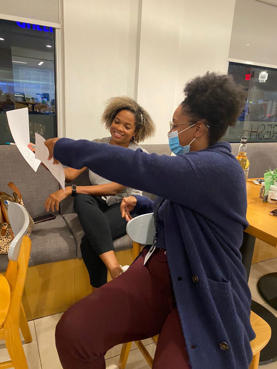 RotaractBlue's tweet image. Such a fun meeting! Thank you Sharon for coordinating our icebreaker 💙

We will be hosting our annual Friendsgiving potluck on Saturday, 27 November (3:30pm) at the 19 North pool. Homemade turkey, ginger beer and mac n’ cheese? Yes please. See you there! 🦃