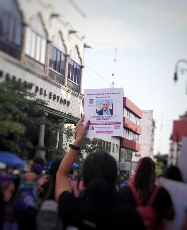 Cindy_Popliteo's tweet photo. #25N 🦋Día Internacional de la Eliminación de la Violencia contra las Mujeres 🦋
Las Niñas NO se tocan, NO se violan, NO se matan!
Fernando Salgado Hernández #TeamSalgado #TaeKwonDo #abusadorsexualinfantil #violador #Profugo del Estado de #Morelos #Cuernavaca https://t.co/5FwfNJniQa