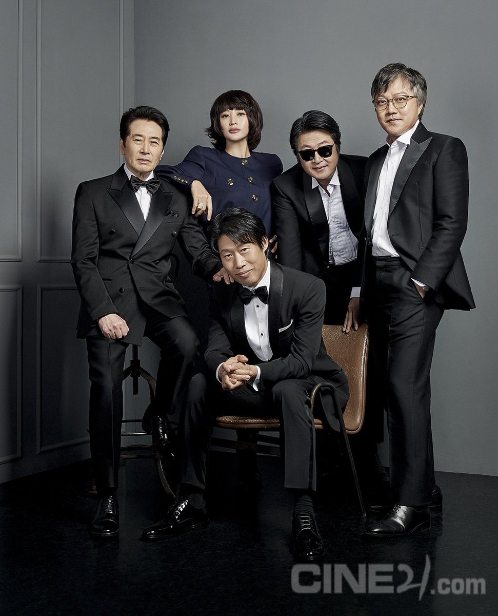 KimHyeSoo_TH's tweet photo. [2021.11.26] TAZZA team reunion🔥😍🙌

🎬 2021.12.01
ภาพยนตร์ TAZZA(2006) จะมี Digital-Remastering Version เป็นที่ระลึกฉลองครบรอบ 15 ปีค่ะ❤
#KimHyeSooUpdates #คิมฮเยซู https://t.co/qV3uvYDzEK