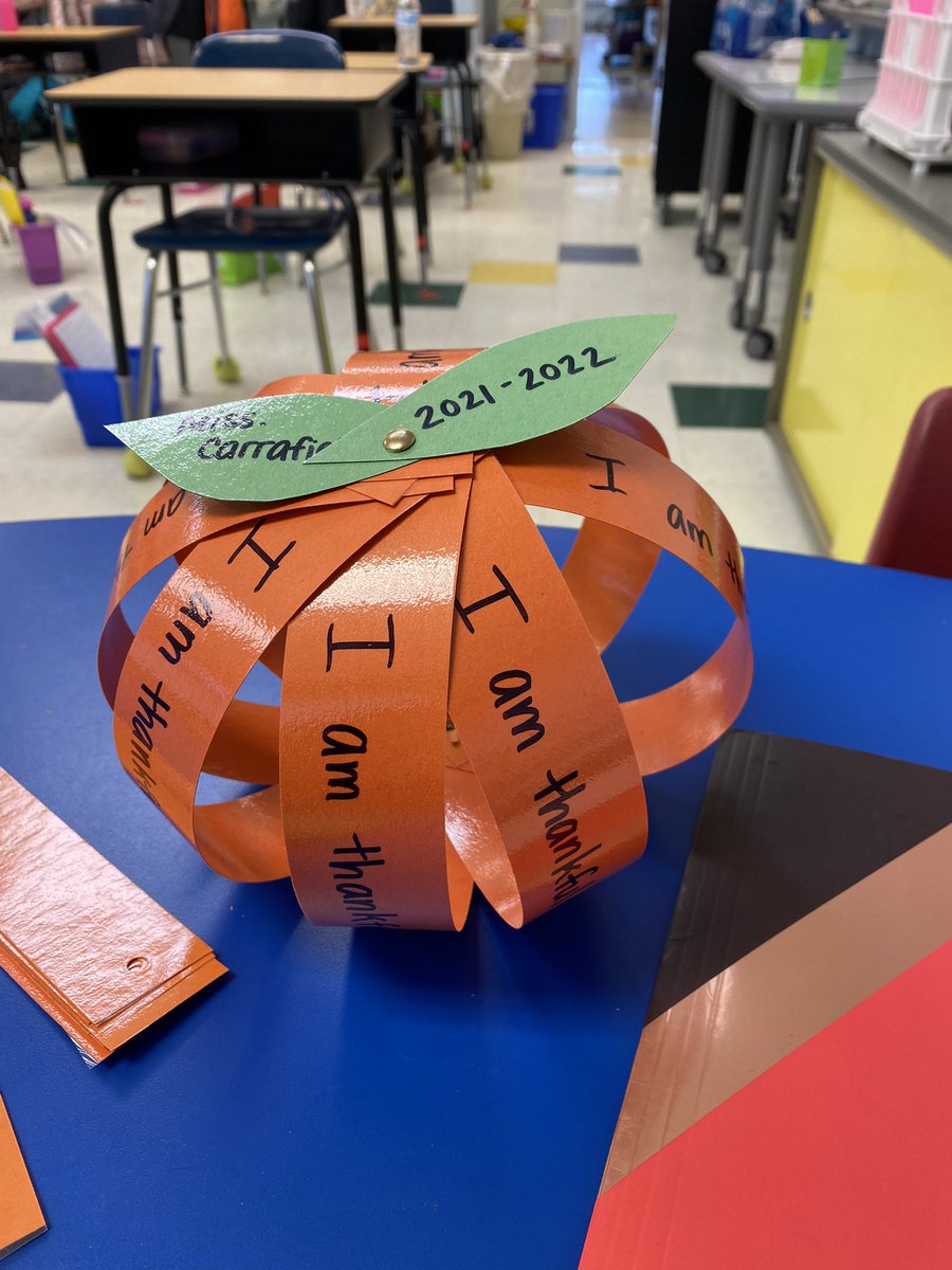 swaggysecond's tweet photo. We were excited to reflect and write about all the things we’re thankful for! Sending lots of love and wishing everyone who celebrates a Happy Thanksgiving! ♥️ https://t.co/0uBaohgTsv