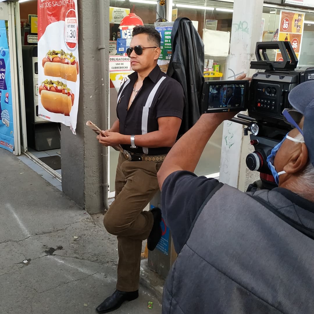 ADelCastilloAct's tweet photo. ¡Comenzando nueva película con este personaje que algunos amarán y muchos odiarán! https://t.co/W668kju9ub