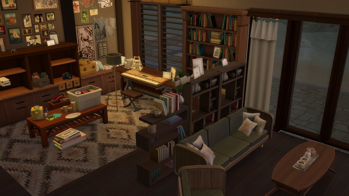 creseondo's tweet photo. My first attempt at recreating Hong banjang’s house in Sims 4. 💙 Most items are basegame because I was lazy to download mods... ✋😭

#HometownChaChaCha 
#KimSeonHo #김선호 https://t.co/lkG6UCQeDp