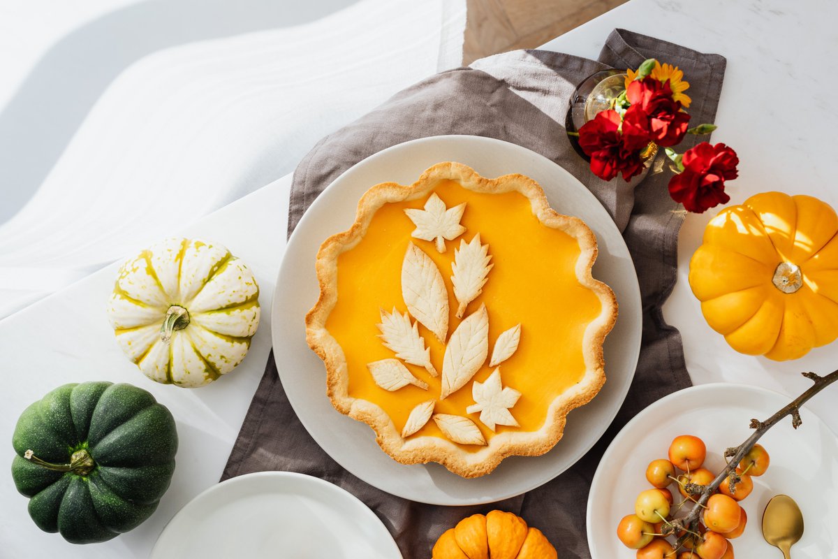 SpaLebrity's tweet photo. Spalebrity wishes all of our devoted customers, family members and friends a Happy Thanksgiving!  #GratefulThankfulBlessed!! https://t.co/3iAc4omP6E