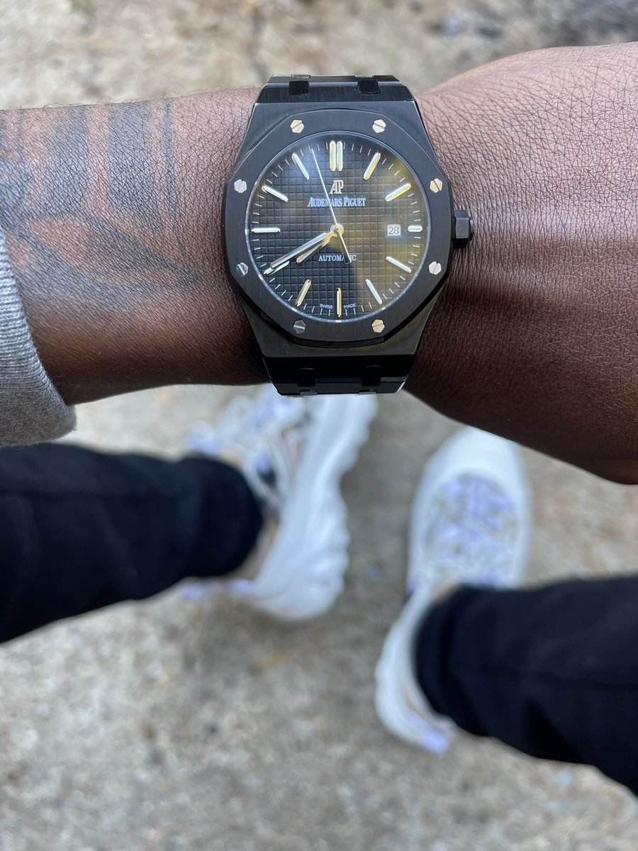 Teamstackk's tweet photo. She accepting all my flaws I got diamonds with the cuts…❕❕#SoStackk #GHG https://t.co/MGDZcVrfov