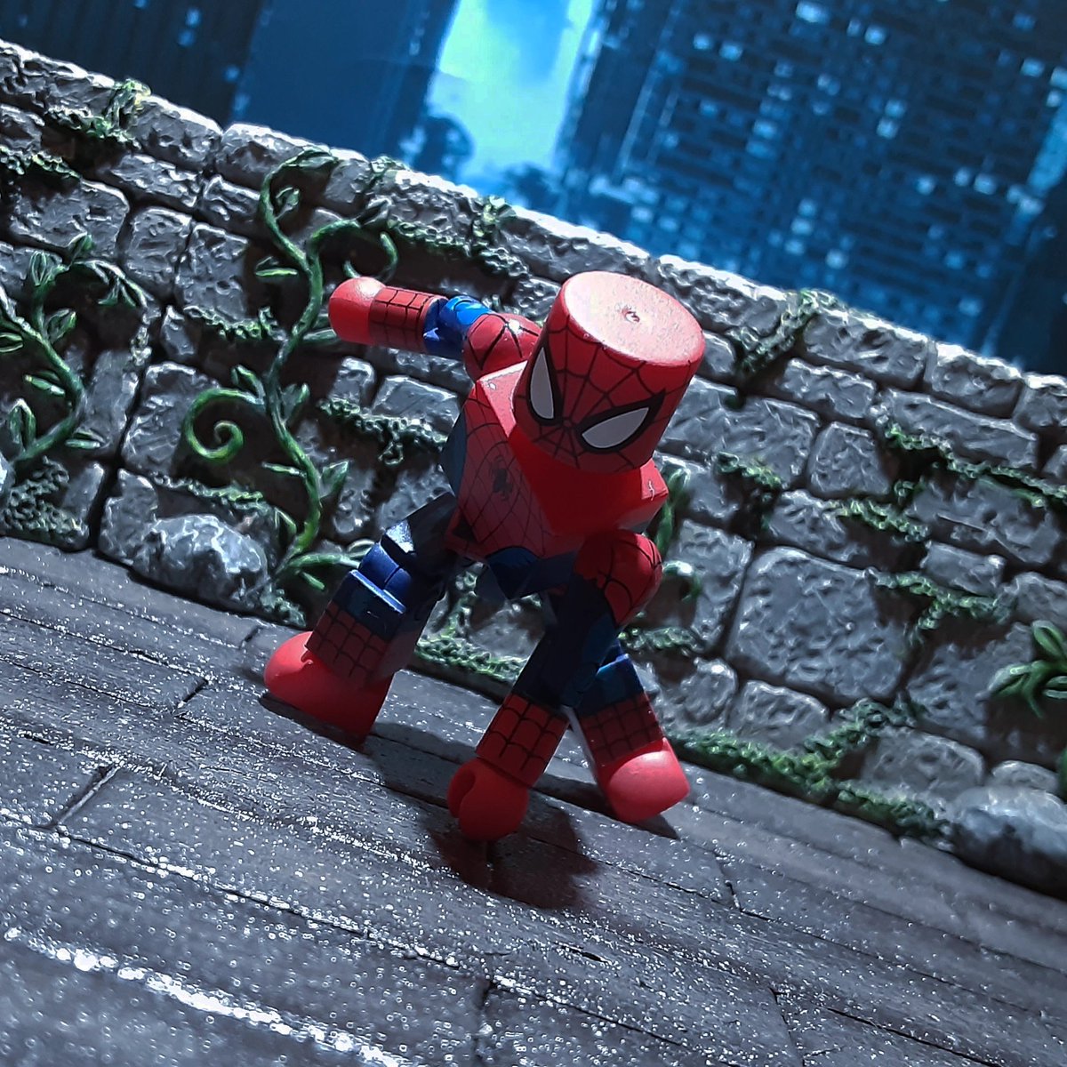 zachoat's tweet photo. This month's #Minimates photos. #SpiderMan #Transformers #gijoe #marvelminimates https://t.co/t6NJmfxt9b