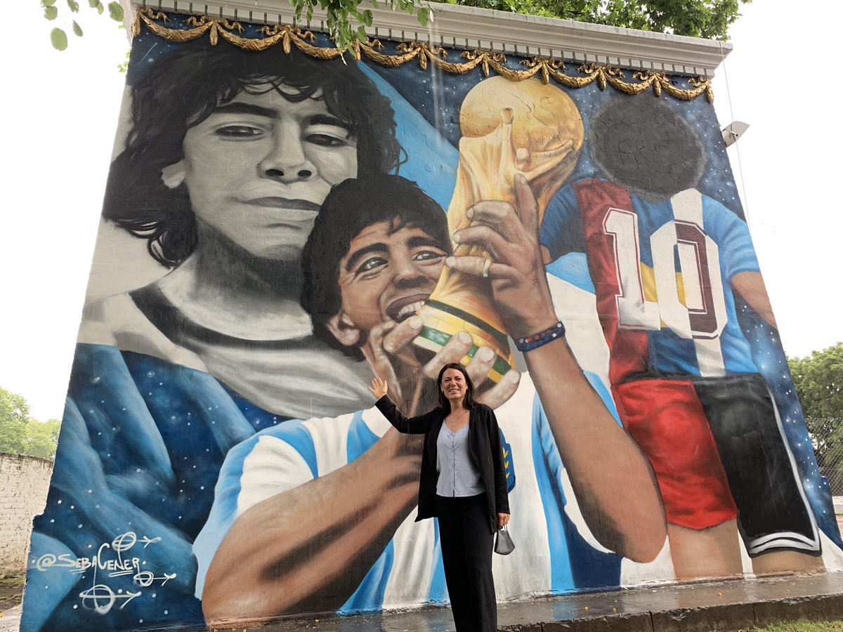 lualvarado2's tweet photo. Mural en homenaje a un año sin Diego! #DiegoEterno #PolideportivosBA 
Polideportivo Parque Patricios! https://t.co/t0U8slQH6n