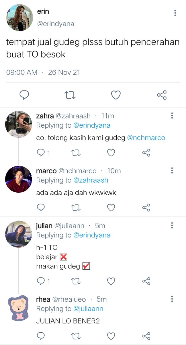 _sunflowww's tweet photo. akun ambisnya rhea, isinya gak ada temen rl dan 24/7 sambat inten dan utbk 👍👍 https://t.co/GTbr31ecnI
