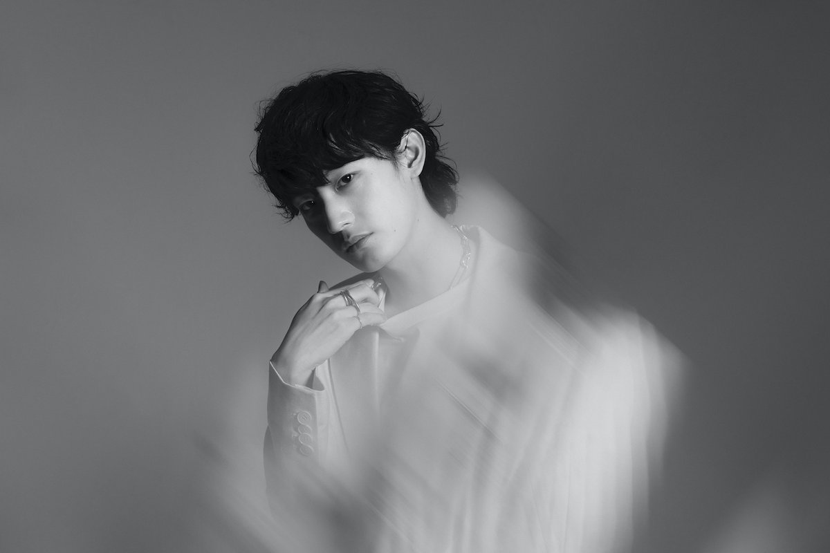 spice_mu's tweet photo. 向井太一、ドライフラワーブランド・flowenとコラボしたクリスマスリースを数量限定で販売決定 リース紹介動画も公開 #向井太一 #flowen https://t.co/jQBlrG4YMb https://t.co/yORwsIVUqC
