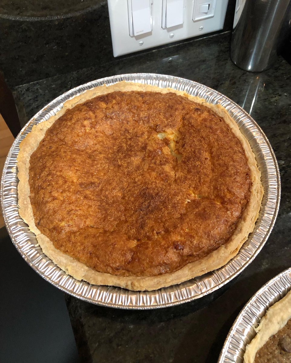PTopside's tweet photo. Dessert
#bakingfromscratch #desserts #dessertsofinstagram #dessertstagram #authorsthatbake #authorswhobake #authorswhocook #amaterchef #amateurbaker #horrorchef #horrorauthorsofinstagram #petertopsidebakes #preternatural #preternaturalevolution https://t.co/S15GOaMUtW