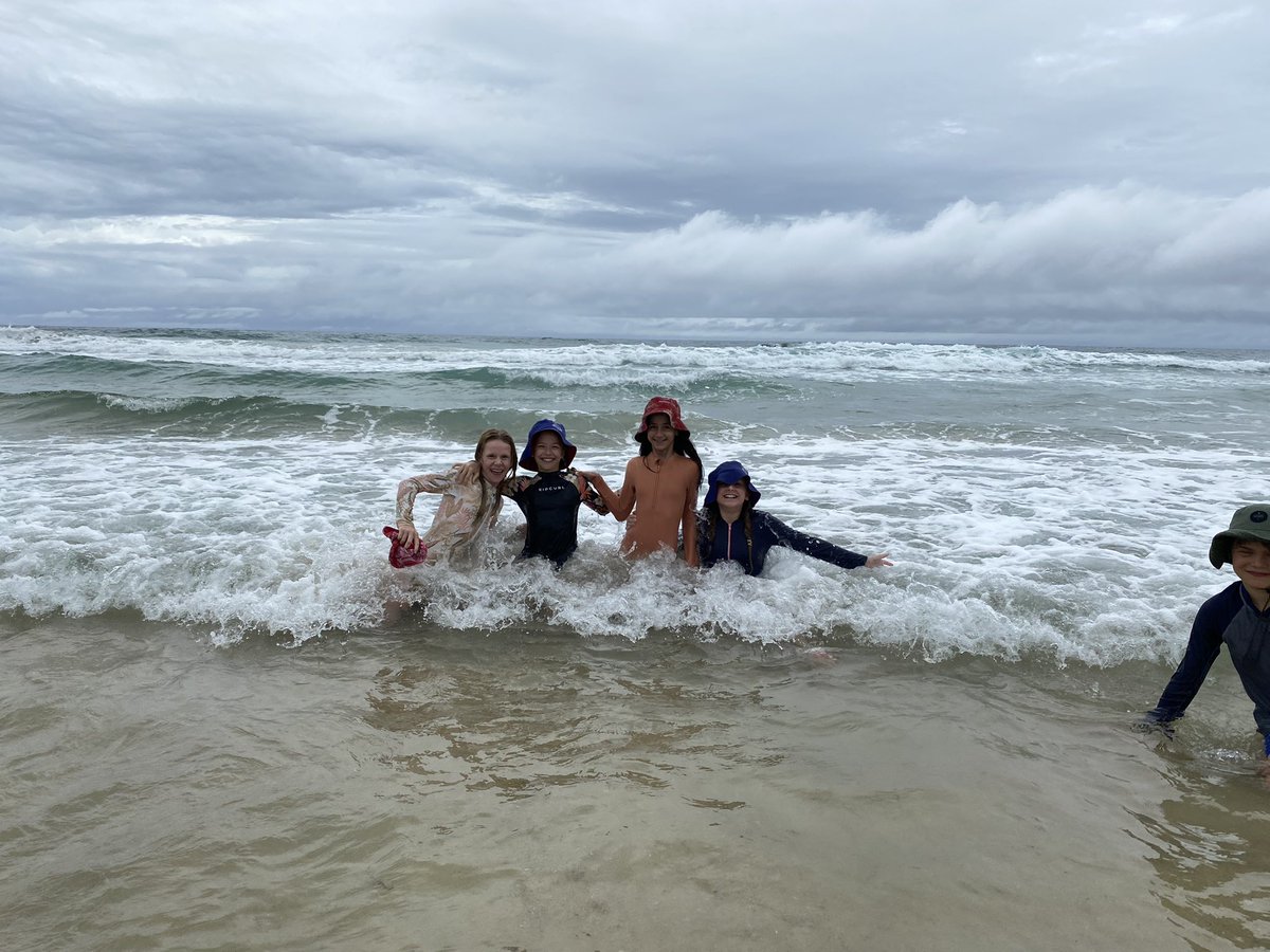 OakleighSS's tweet photo. Friday done right  #year6oakleighssnoosa2021 https://t.co/hmvcDgd9Yq