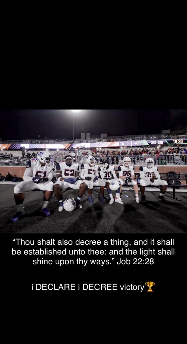 NettlesKaleb's tweet photo. Gobble Gobble🦃 comes to and end and @dbranscom has this stuck in my head✝️ #HappyThanksgiving https://t.co/3bfdWhFTqQ