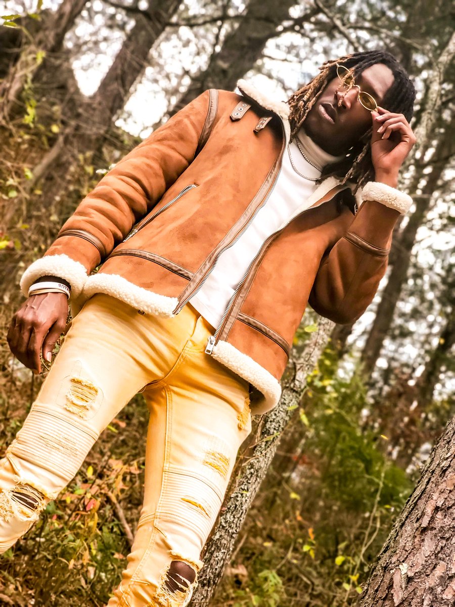 dewon_3's tweet image. Happy Thanksgiving 🦃💛 
•

•

•
#MyAsu #BamaState #DATD #DATDTalentAgency #Dewon #DewonTheDancer