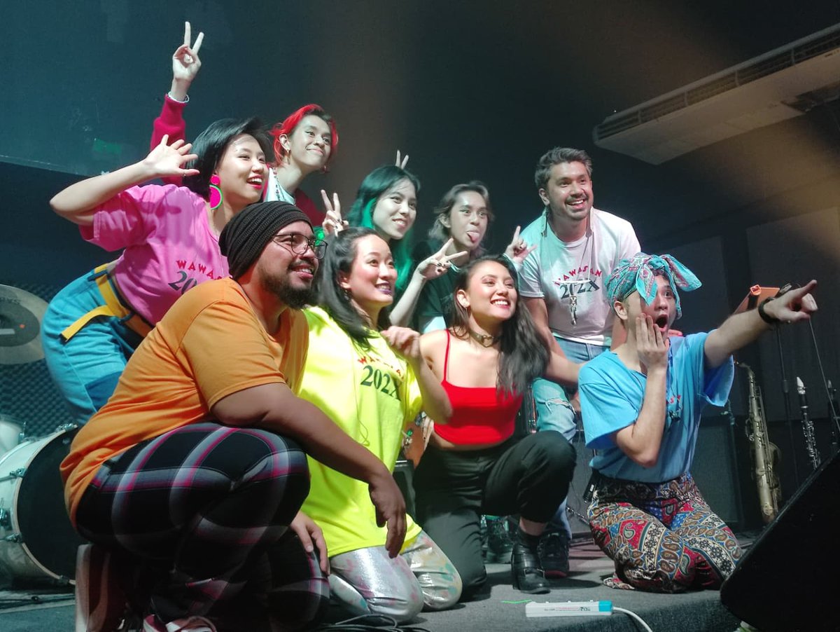 wearefazz's tweet photo. Yes! This sums up our live performance @livefact last week!
The energy was 🔥🔥🔥 refreshing and unstoppable.
Thank you for coming to our show and look forward to more live shows!
#wearefazz
#hailreturn
#livefact
#kitajagakita
Thanks for these photos @swit_marie1 ♥️ https://t.co/3zleqnjLEa