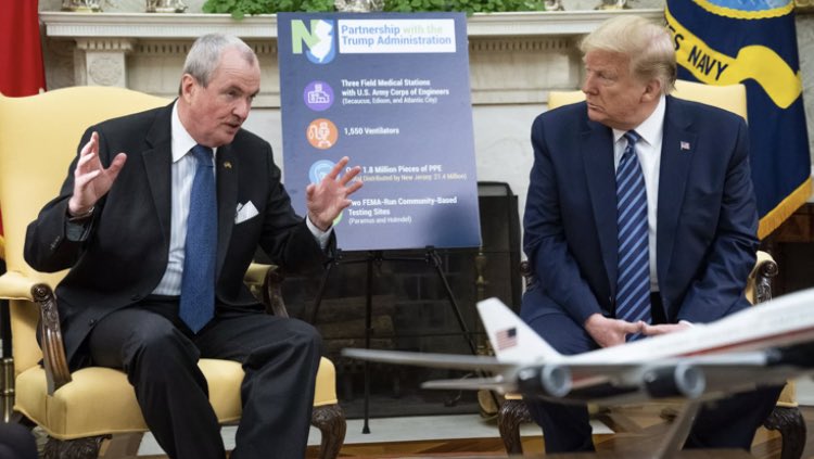 BarbaraFlow3rs's tweet photo. Fascist #GQPTraitorToDemocracy Phil MAGAurphy Met With Trump + Will Not Mandate Vaccine For Everyone Or Require 3 Masks in New Jersey!!!!! #ResistTheGQP #PhilMAGAurphy #MaskUpVaxUp https://t.co/veK5egrsvN