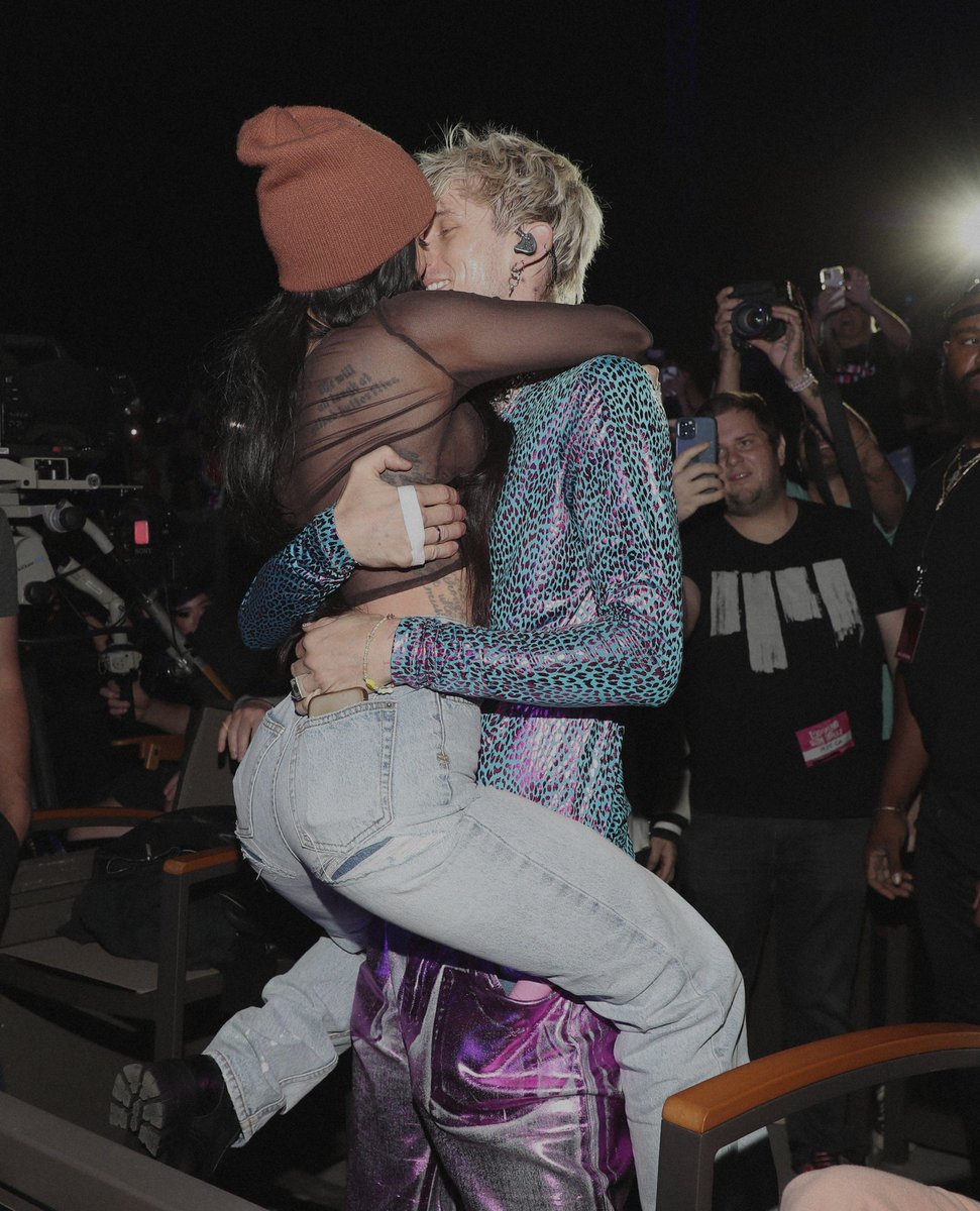 megan fox and machine gun kelly 🤎