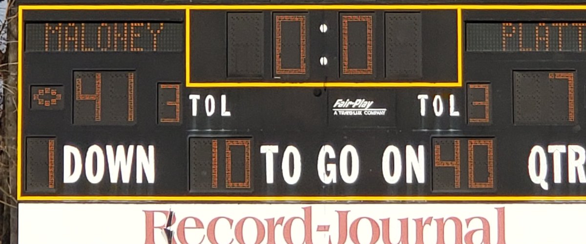 CoachLynch62's tweet image. When you hold your opponent to 2 yards rushing for the game its time for the D-Line to celebrate!!!
@MaloneyFootball @MHS_SpartanFB @MaloneySpartans #cthsfb #crazeddogs 🐾