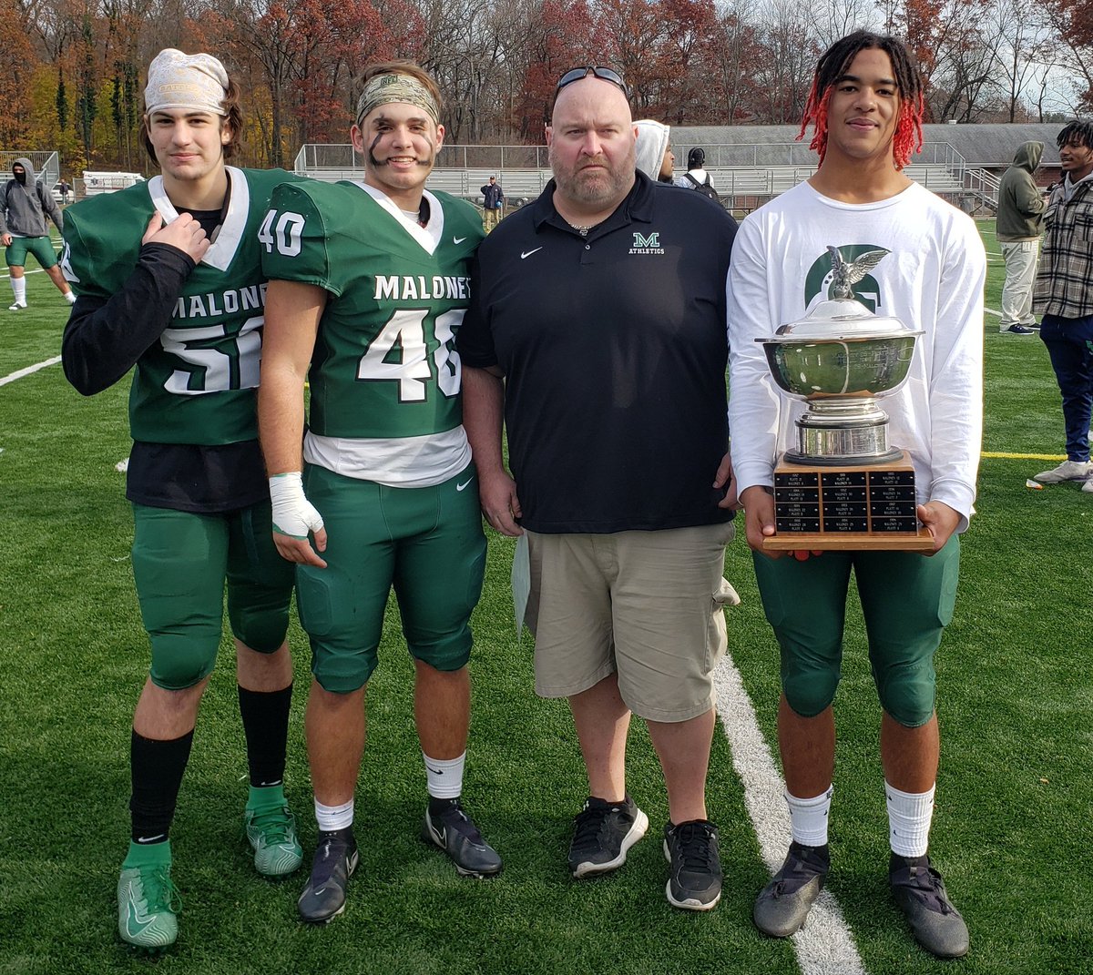 CoachLynch62's tweet image. When you hold your opponent to 2 yards rushing for the game its time for the D-Line to celebrate!!!
@MaloneyFootball @MHS_SpartanFB @MaloneySpartans #cthsfb #crazeddogs 🐾