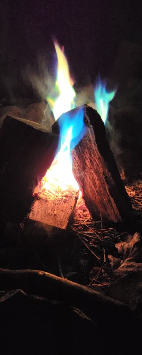 BluSaberWielder's tweet photo. Unfiltered life, day 11! Thanksgiving in the OK woods with the inlaws.
#BrokenBow #CampFire #HappyThanksgiving https://t.co/U3EtZy4Mr1