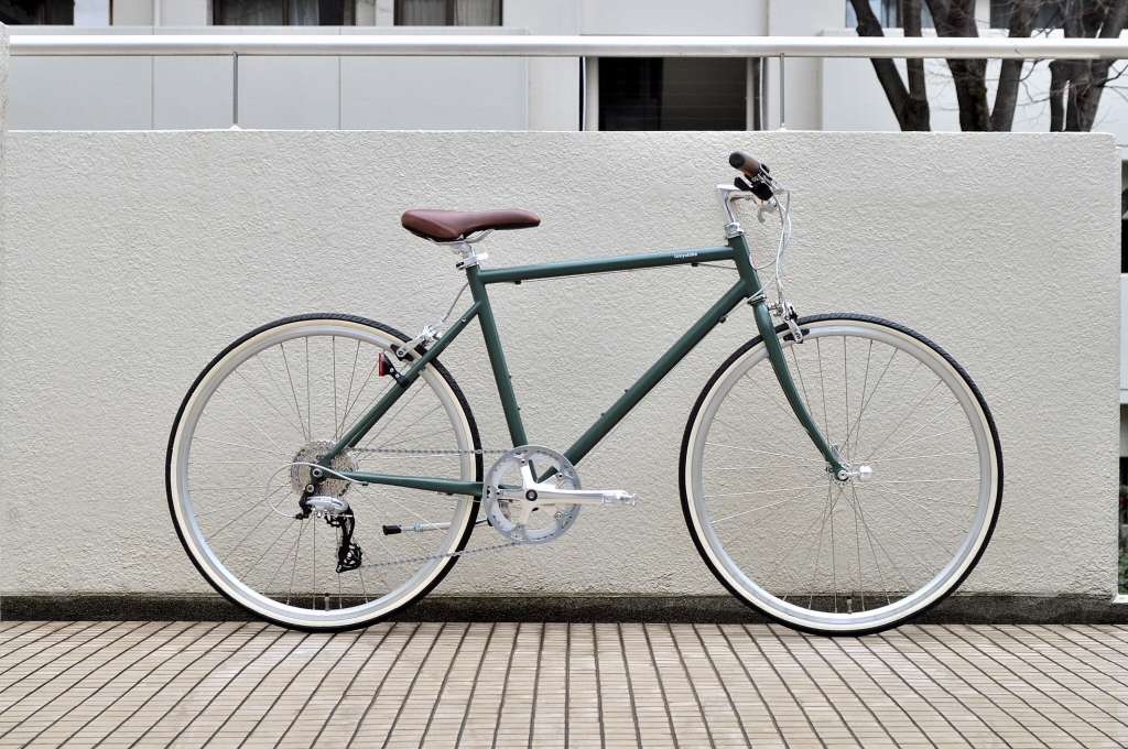 kileyjapan's tweet photo. 《KiLEYのカスタム事例をご紹介》
tokyobike26 コニファーグリーン
×
アイライトLM-016QR シルバー
しばらく欠品中のクイックリリース用アイライト。KiLEYのライトはスタイリッシュなので、女性のお客様にも好評です。
ご提供元:@connetta_jp 様
#conetta
#コネッタ
#tokyobike
#トーキョーバイク https://t.co/I1ln99i443