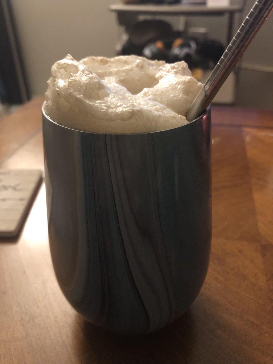 Fruch10_'s tweet photo. Goodnight Boston cooler! 😁 https://t.co/AMXlOkBN7h