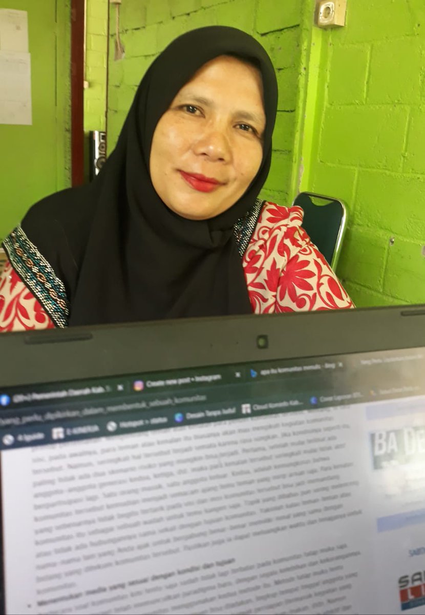 solokselatankab's tweet photo. Penggiat pendidikan sekaligus Kepala SKB Solsel Fahmiati, S.Pd membentuk komunitas menulis Kab. Solok Selatan. Komunitas ini merupakan wadah bagi para penulis di Solsel untuk mengembangkan keahlian menulis dan menghasilkan karya tulis yang bersaing dan diakui. #solsel #menulis https://t.co/2AgPTjYyRw