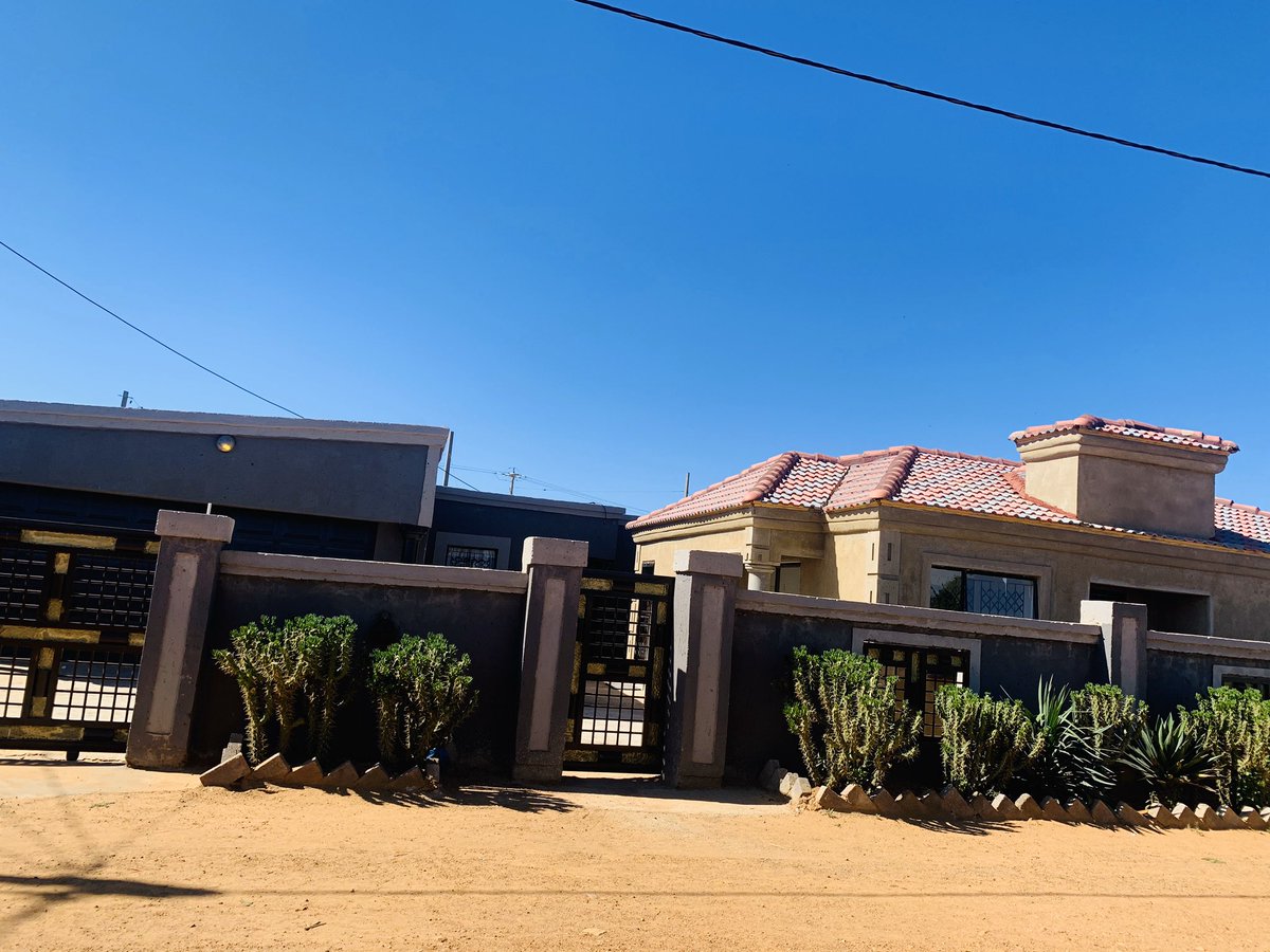 XolieBae's tweet image. ...and that’s on God being good😭❤️. I still can’t believe it.