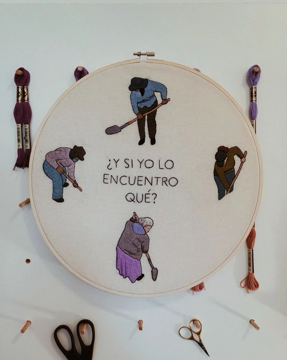 Milenio's tweet image. "¿Y si yo lo encuentro qué?": El triste bordado sobre madres buscadoras que se volvió viral por su fuerte mensaje mile.io/3oY7Iw9