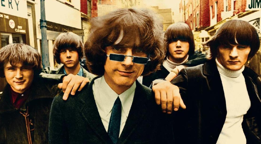 angusstewart17's tweet photo. The Byrds c. 1965. ๐ธ #1960s #RogerMcGuinn #DavidCrosby #GeneClark #GetGeneIn #FlashbackFriday https://t.co/5CA10a1wFm