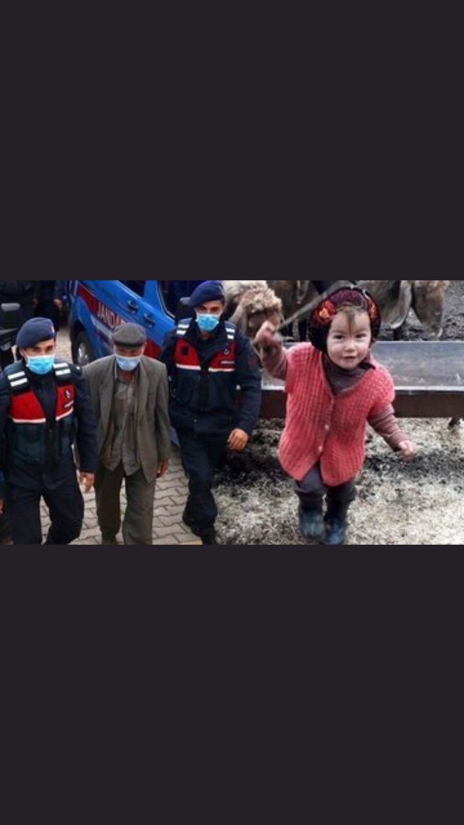 AysecamlB's tweet photo. Müslüme ‘nin dedesi, Hasan Yağal aslında babasıymış. Müslüme ‘nin babası olan dedesi; zamanında gelinine tecavüz etmiş.Müslüme ‘nin  babası olan dedesi, torununa yani aslında kızına da tecavüz ederek öldürmüş.

Kıyamet kopsun artık kopacaksa da,
Allah belanı versin 

#Müslüme https://t.co/S5pJEm2IsX