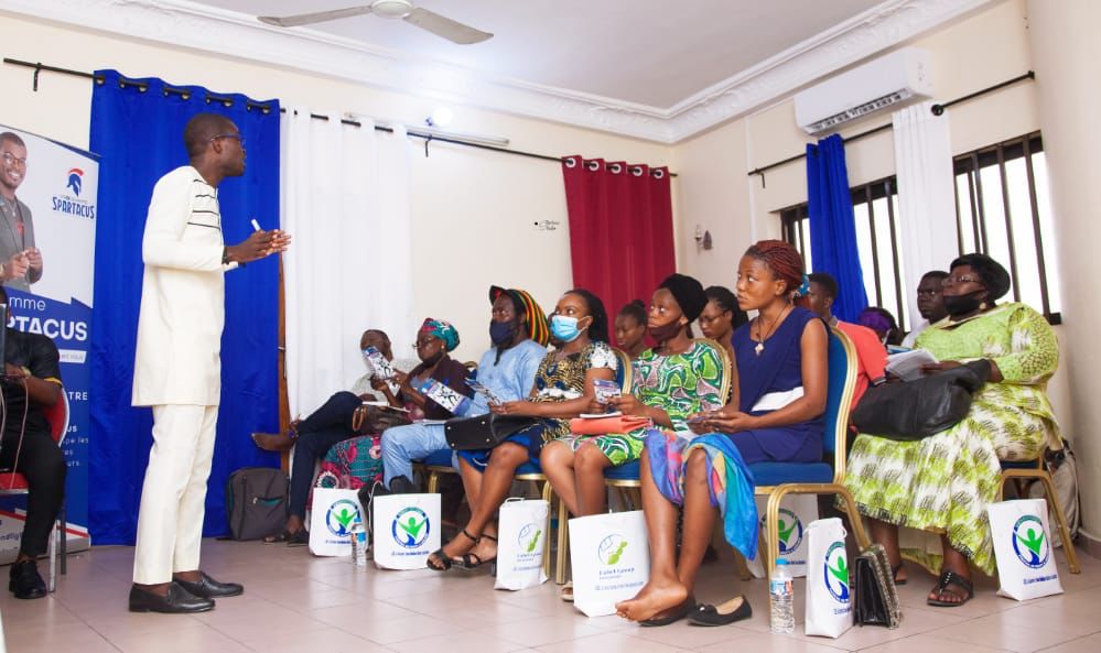 bendogas08's tweet photo. Comment créer une entreprise de distribution solide et la bâtir en équipe = Entrepreneuriat participatif ✅ Inscrivez vous pour la prochaine rentrée ✍🏾 https://t.co/TutxKEaHfZ