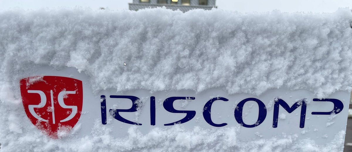 RiscompSAPGRC's tweet image. First snow... and first GRC Apps from Riscomp are being registered with SAP Store. Coming soon! #riscompsapgrc