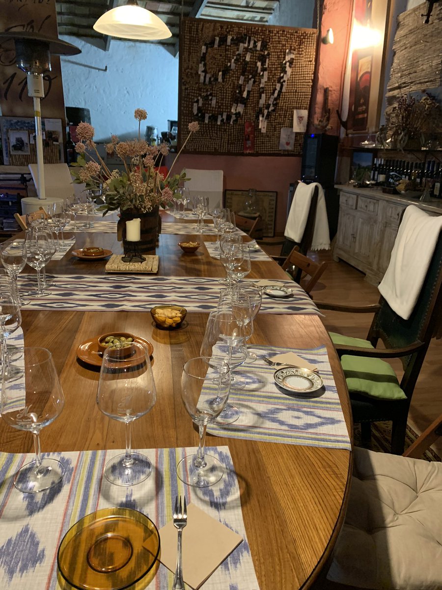 Had the loveliest afternoon at <a href="/VinsNadal/">Vins Nadal</a> winery! Their wines were 👌🏼🍷 <a href="/TraverseEvents/">Traverse Events</a> <a href="/passionforpalma/">Palma</a> #traverse21 #visitpalma