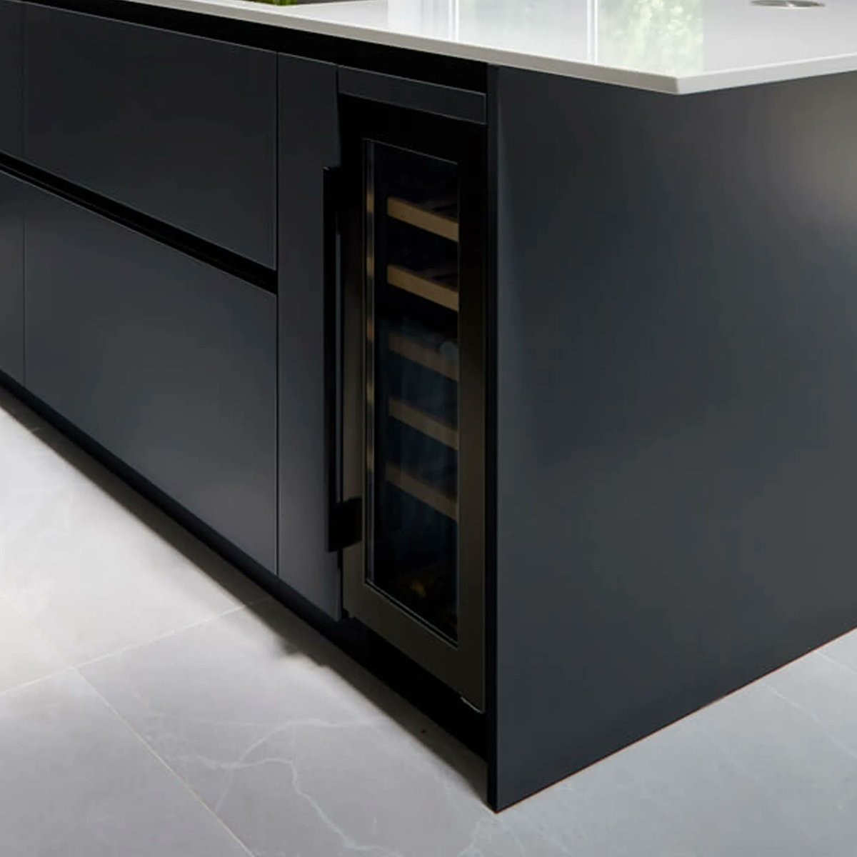Find out more about how Mioko used our gunmetal wine cabinet in one of her latest kitchen designs, by reading the full article from @kitchenthinkUK here: buff.ly/3xkm7q2 What do you think?😍 #CapleQuality #KitchenDesign