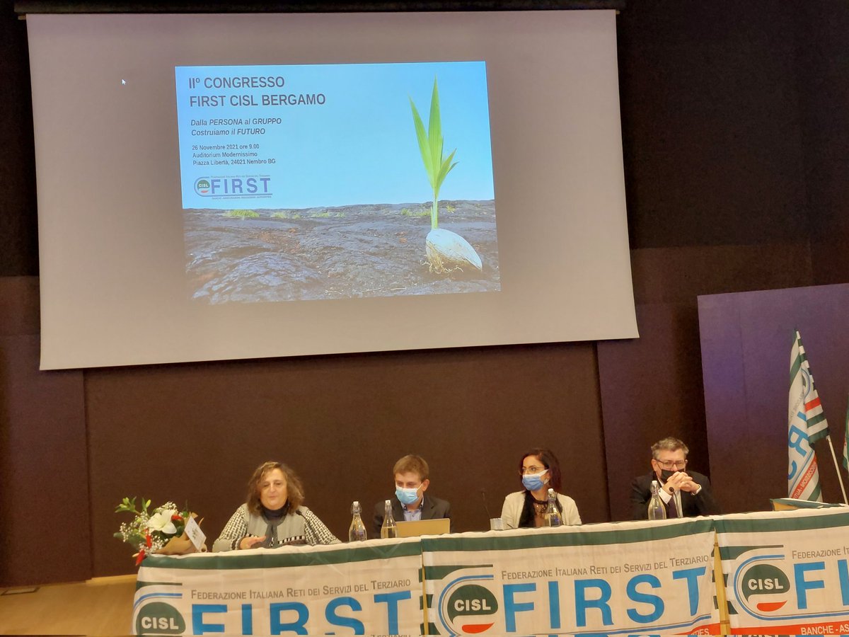 SimonaAngio's tweet photo. Inizia il Congresso #costruiamoilfuturo
Dalla Persona al Gruppo COSTRUIAMO il FUTURO
@firstcislbergamo
@cislbergamo
@FirstCisl https://t.co/AIL7O4WPc4