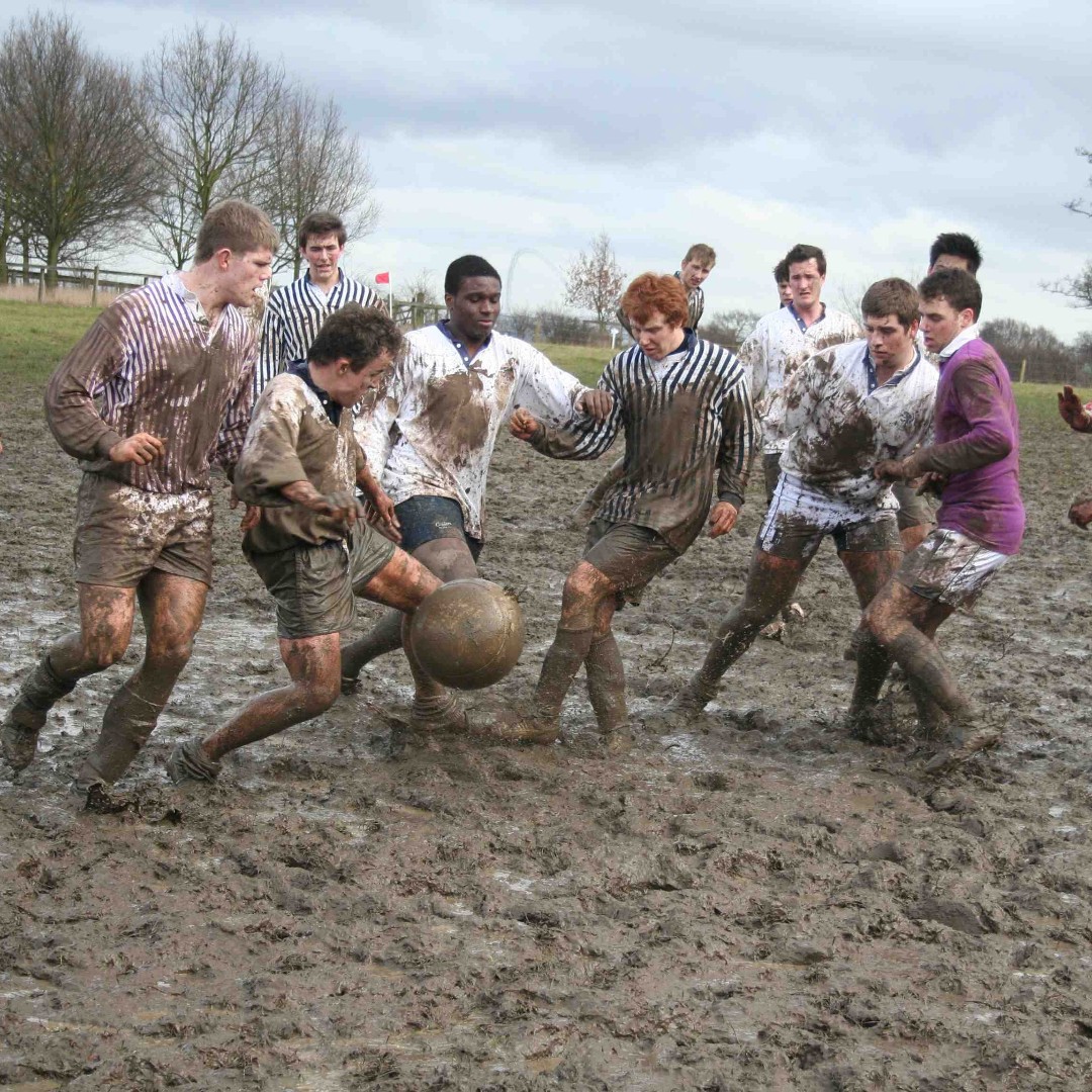 HarrowSchoolEnt's tweet image. Flashback Friday to a very muddy Harrow Football game in 2010.

Played between two teams of eleven players at Harrow School, each attempting to win by scoring more bases (goals) than their opponent.

#flashbackfriday #flashback #harrowfootball #harrowschool #mud #football