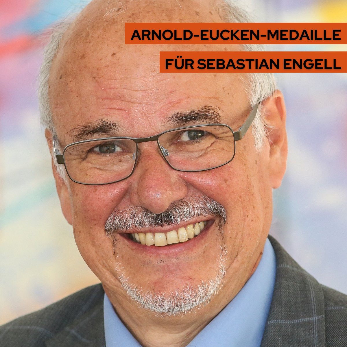 DECHEMA's tweet photo. #DECHEMAnews: Arnold-Eucken-Medaille für Sebastian Engell

Hiermit werden Prof. Dr.-Ing. Sebastian Engells herausragenden Arbeiten zur #Dynamik, #Automatisierung und optimalen Steuerung verfahrenstechnischer Prozesse gewürdigt. 

Mehr unter: https://t.co/qla2Xhp1cA. https://t.co/d9gY7wuN1P