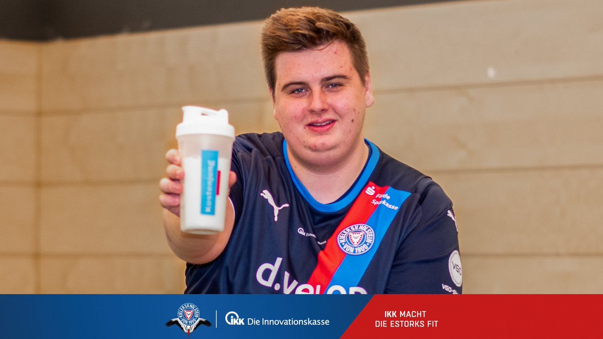 HolsteinEsports's tweet photo. Gute Nerven und körperliche Fitness ist für eSportler wichtig, dafür ist eine ausreichende Eiweißversorgung Voraussetzung. 🍳

Ernährungstipps dazu findet ihr hier: https://t.co/N9bTjJF60x

#HolsteinEsports💙🤍❤️ #eStorks🎮 #DieIK #Gesundheitspartnerschaft #Innovationskasse https://t.co/7PkiTlccFE