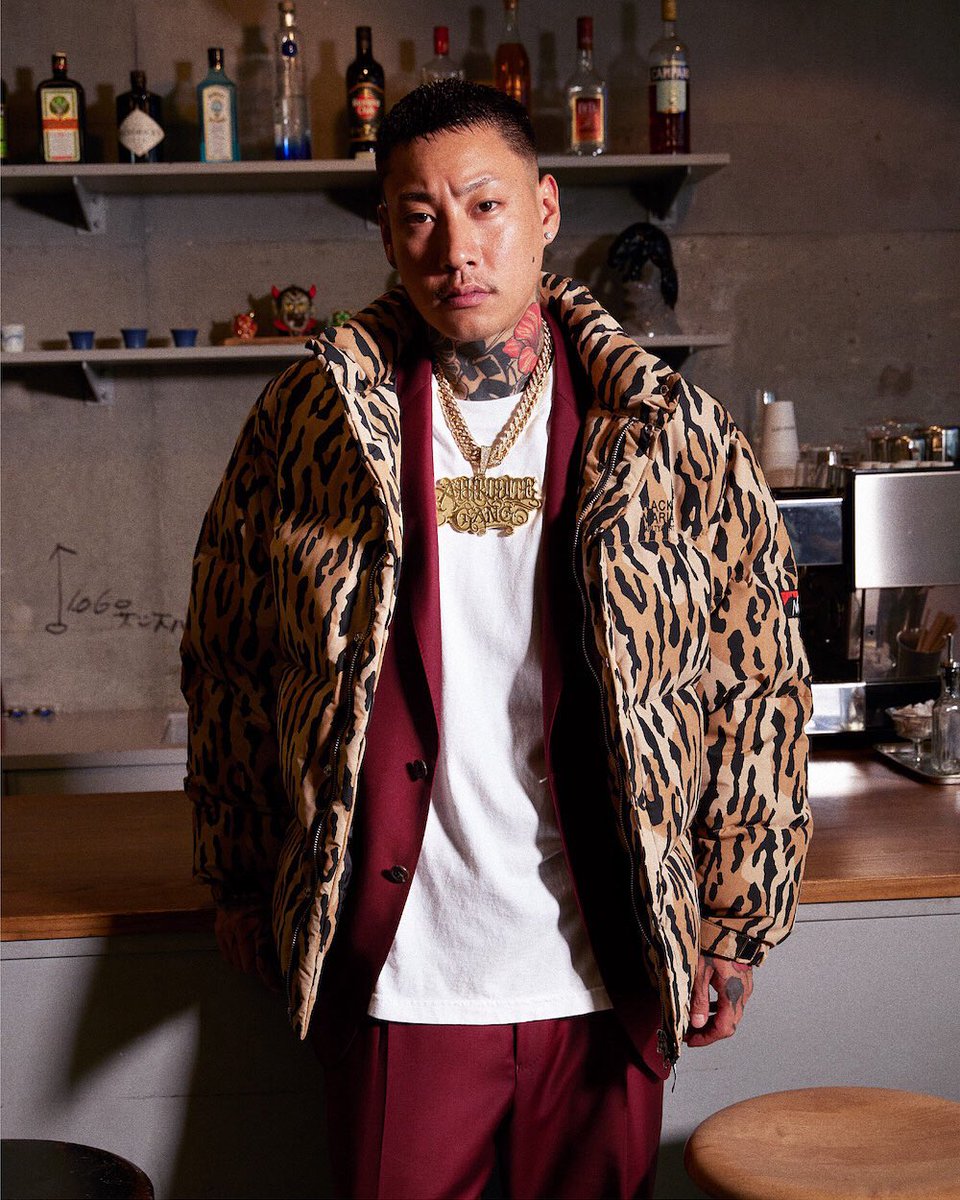 offshore_tokyo's tweet photo. WACKO MARIA/NANGA
Leopard Down Jacket
11/27(SAT)release...
https://t.co/sCMcjKkCwu
#wackomaria #guiltyparties
#ワコマリア
#nanga
#badsaikush #舐達麻
#offshoretokyo https://t.co/Btf7qaXflG