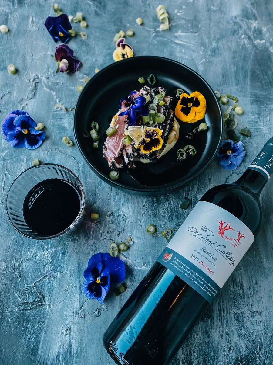 PerdebergWines's tweet photo. And in the summer time, this tuna steak by @guywithabraai paired with our Dry Land Collection Resolve Pinotage has our mouths watering! 

Download our recipe e-book here https://t.co/9aqRRZxk9C

#DiscoverPerdeberg #PerdebergCellar #WineFeature #Pinotage #TastingNotes #WinePairing https://t.co/hOFkFaTP9y