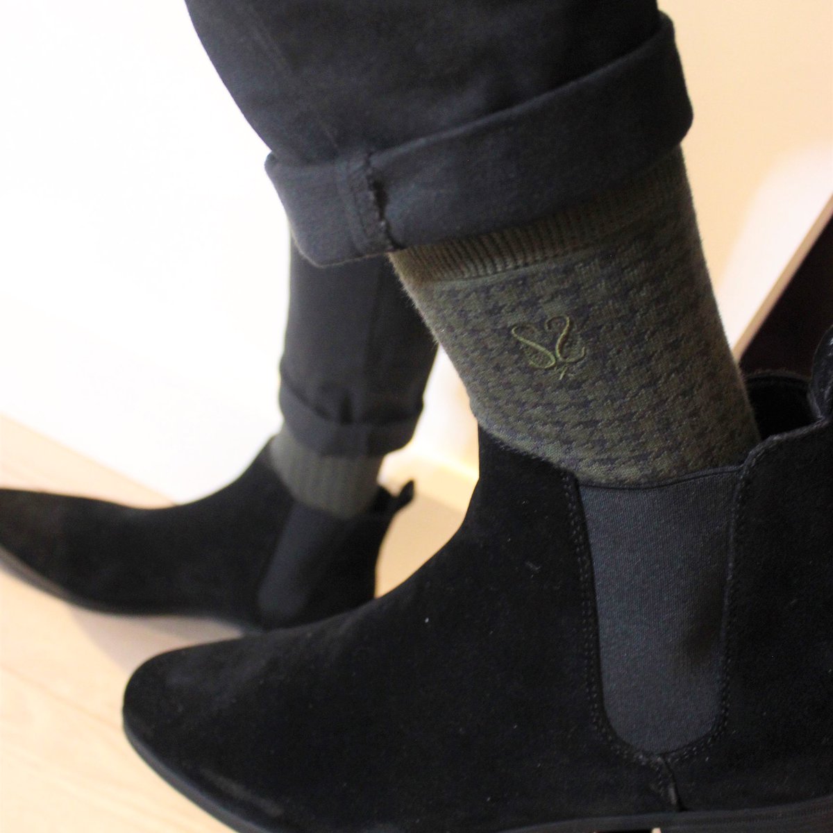 Sirluxe Socks tweet media