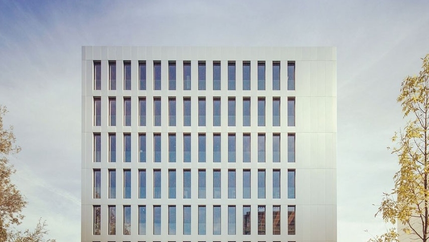 Ticket_B_Berlin's tweet photo. Der Life Cycle Tower One von Hermann Kaufmann ist eines der vielen Projekte, die Du auf unserer Architekturreise nach Vorarlberg vom 25.-29.05.2022 besuchen kannst. 
Mehr Infos: https://t.co/JrMK00OEQV⁠
.
Foto @brillux
.
#lifecycletower #architekturreise #ticketb https://t.co/CPbAy3F4fg